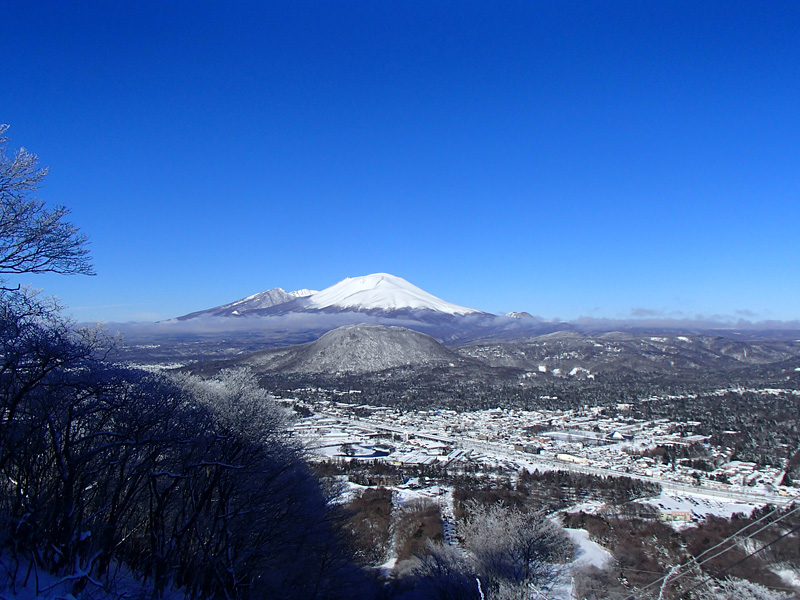 Credit : https://www.princehotels.com/en/ski/karuizawa/
